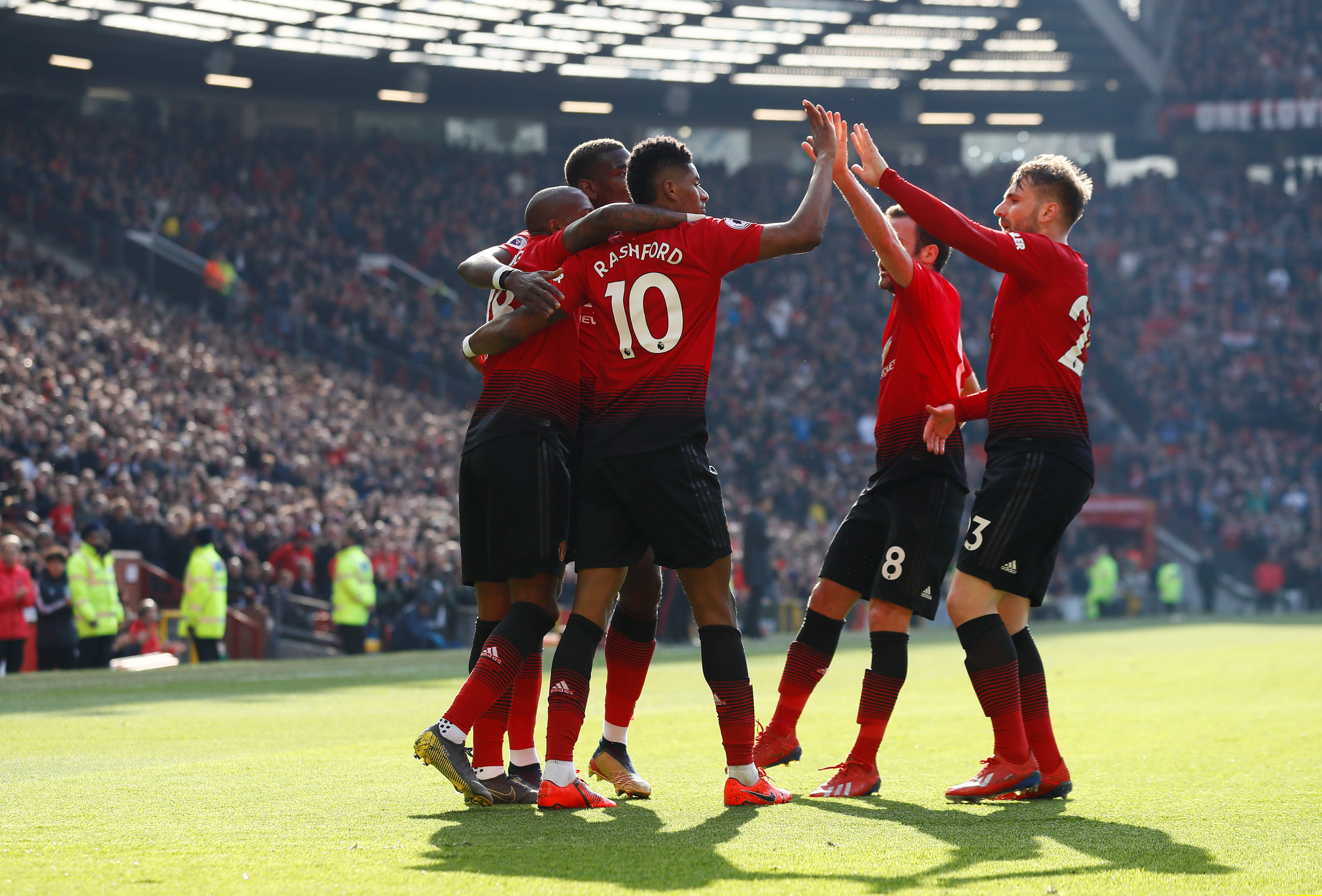 俱乐部继续 俱乐部继续